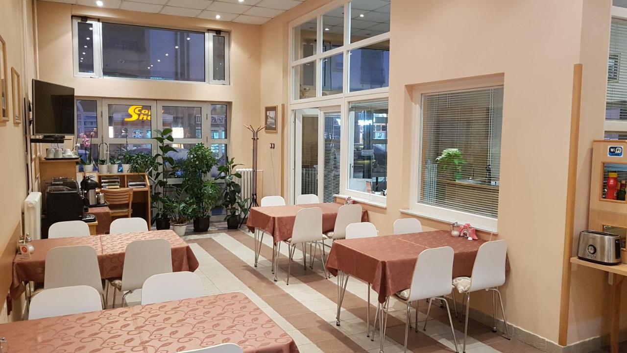 Voyager Bed & Breakfast Novi Sad Luaran gambar