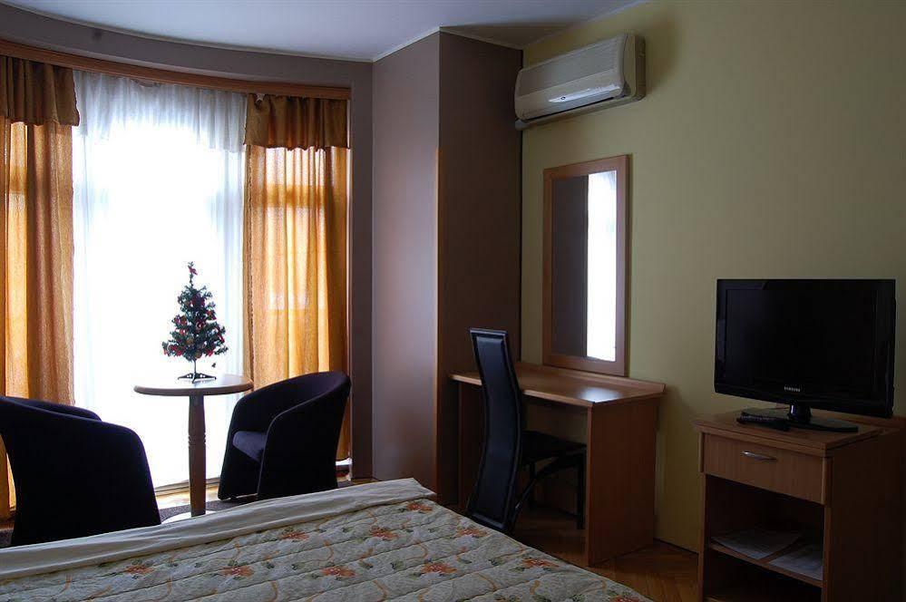 Voyager Bed & Breakfast Novi Sad Luaran gambar
